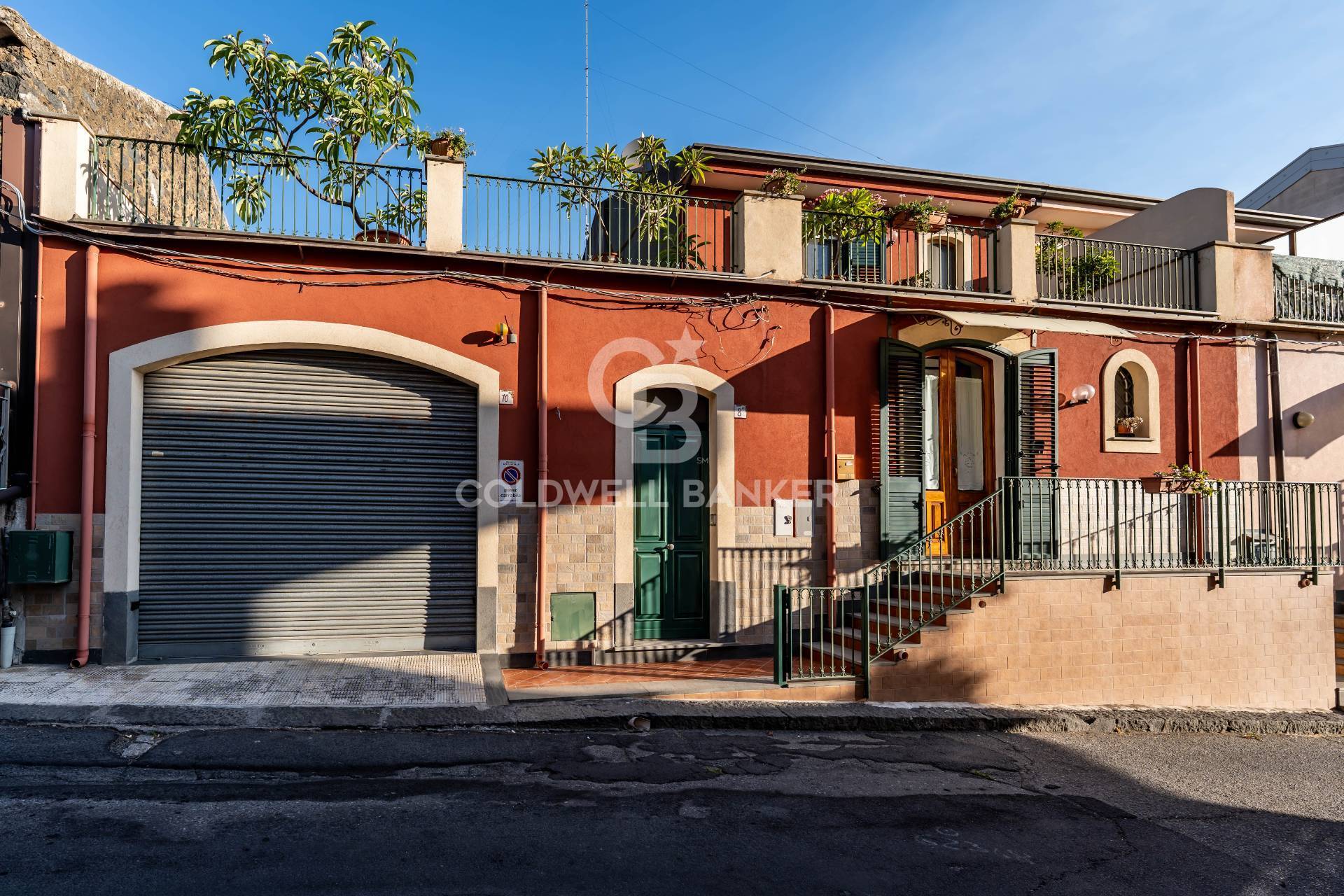 casa indipendente in vendita a Fiuminata in zona Castello
