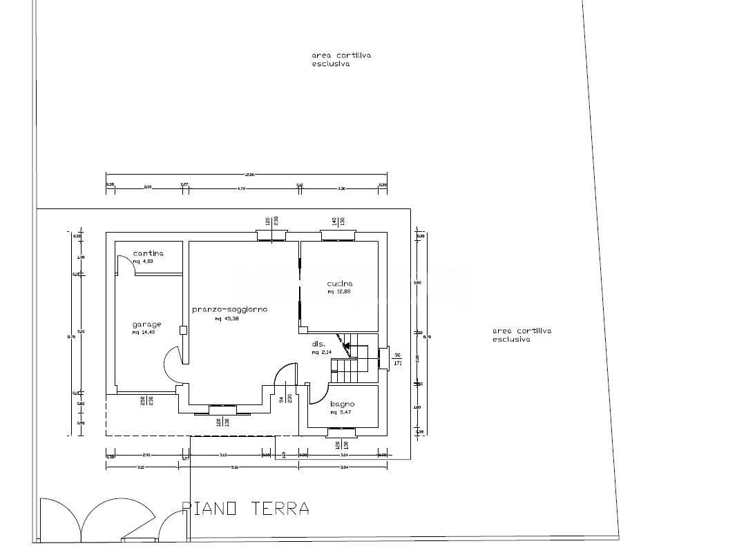 casa indipendente in vendita a Reggio nell'Emilia in zona Orologio