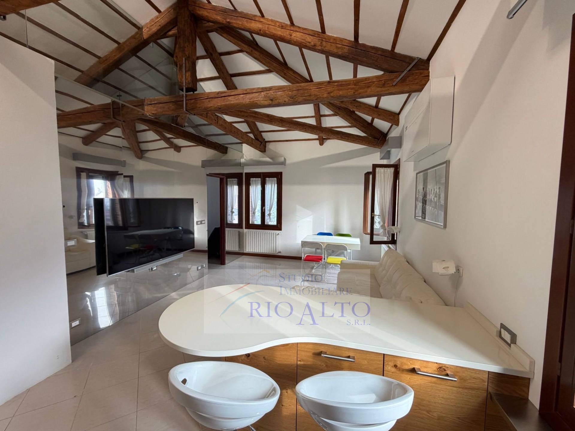 appartamento in vendita a Lonato del Garda in zona Lido