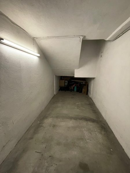 locale di sgombero in vendita a Celle Ligure