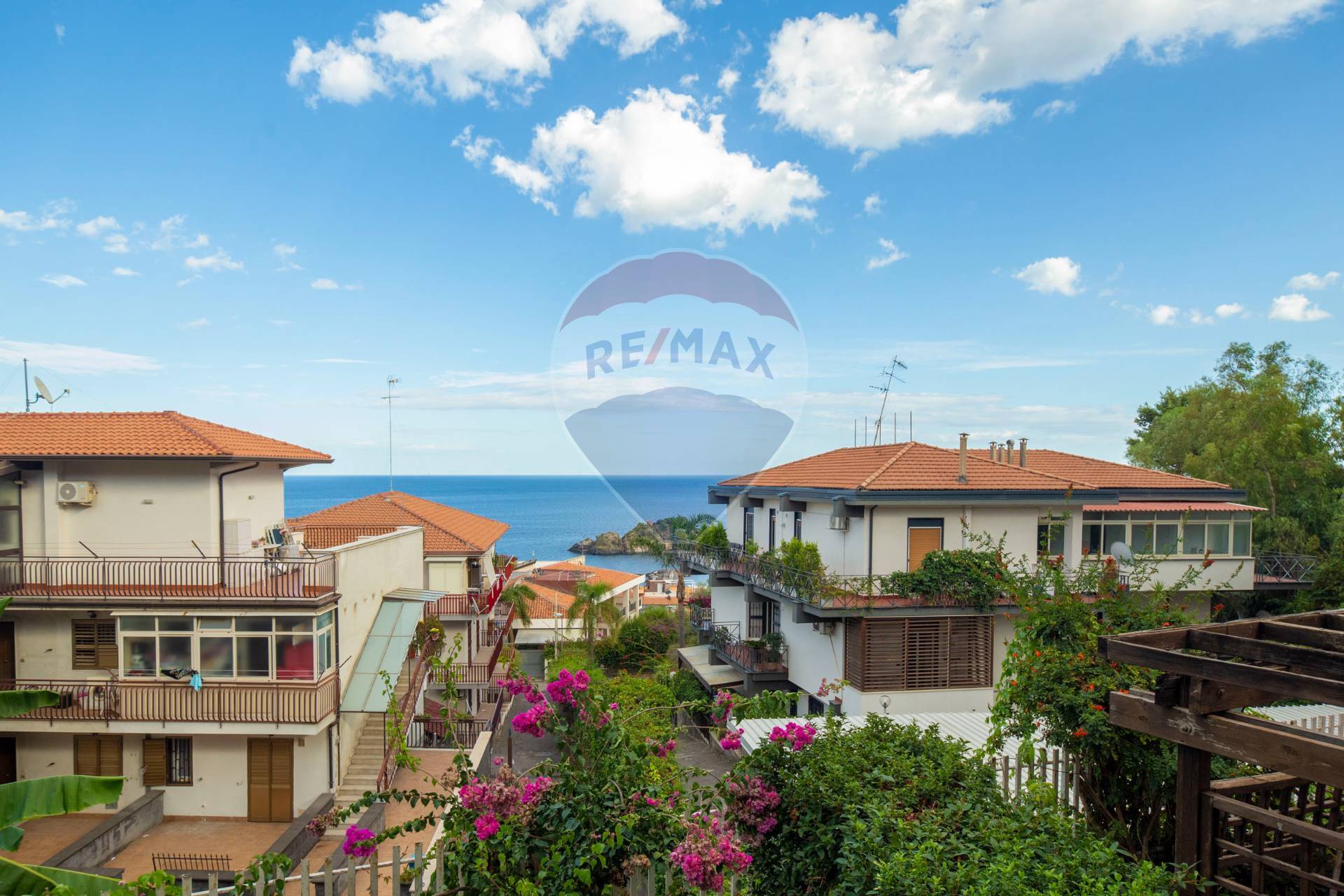 appartamento in vendita a Fiuminata in zona Castello