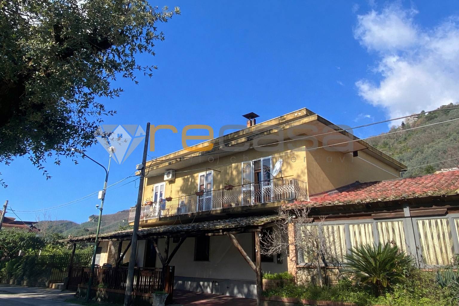 appartamento in vendita a Montecopiolo in zona Pugliano