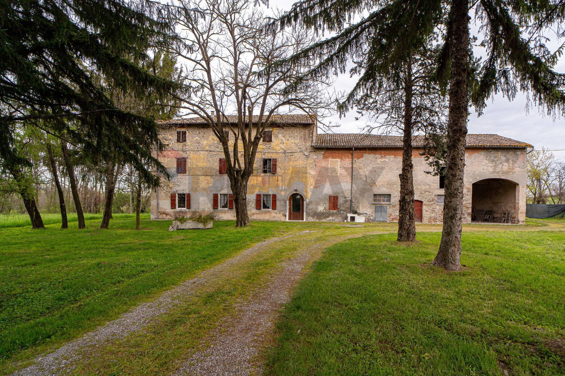 casa indipendente in vendita a Fiuminata