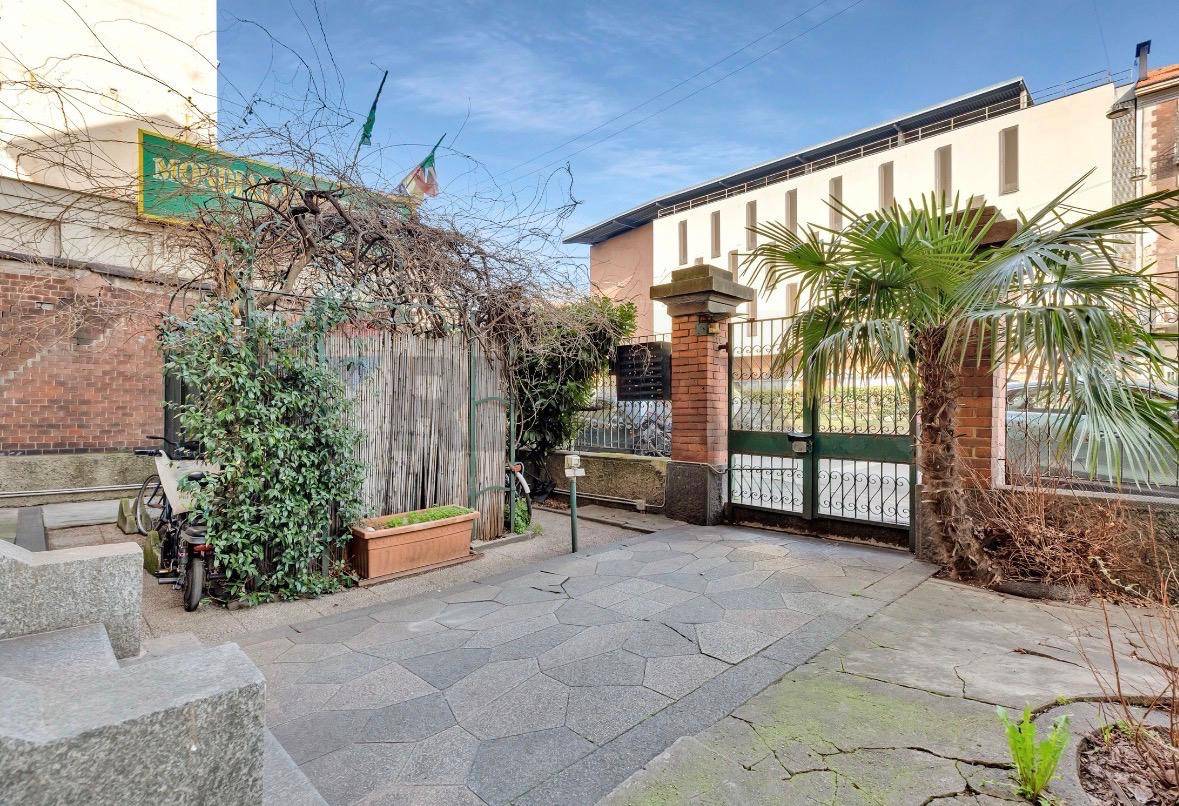 appartamento in vendita a Milano in zona Precotto