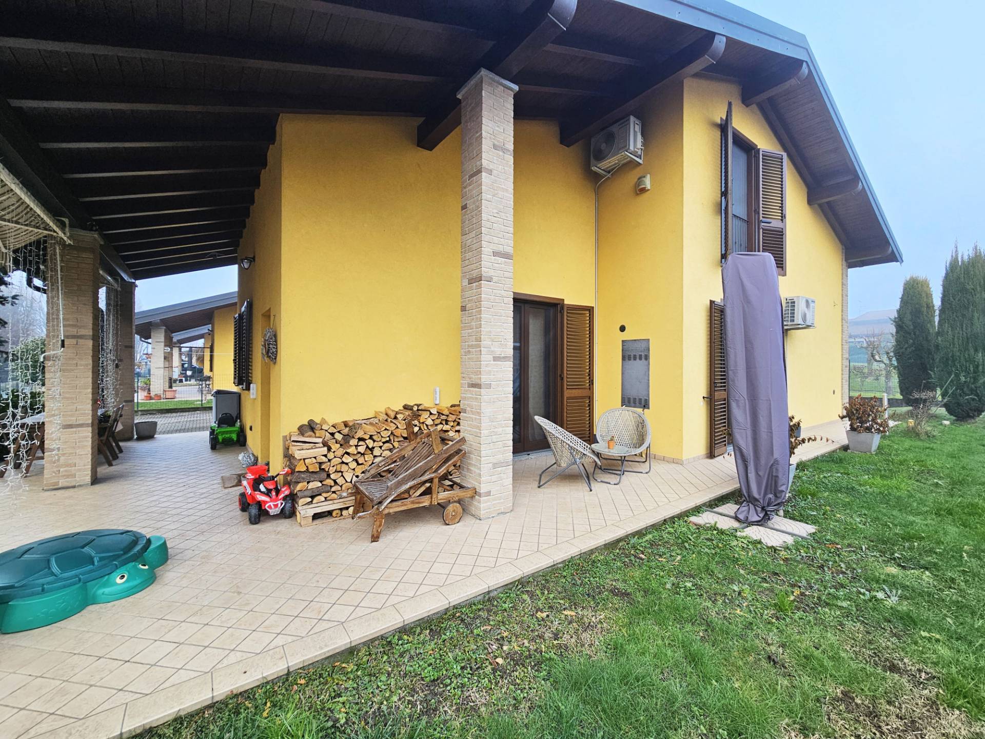 immagine annuncio 1 di 15