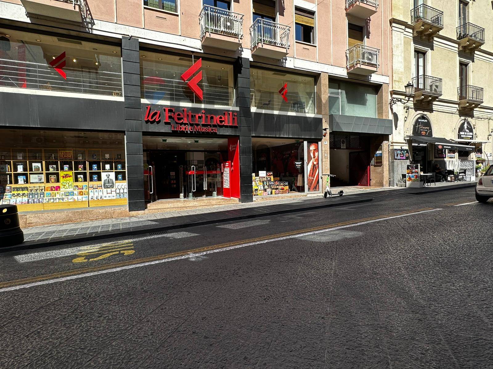 negozio in vendita ad Edolo in zona Vico