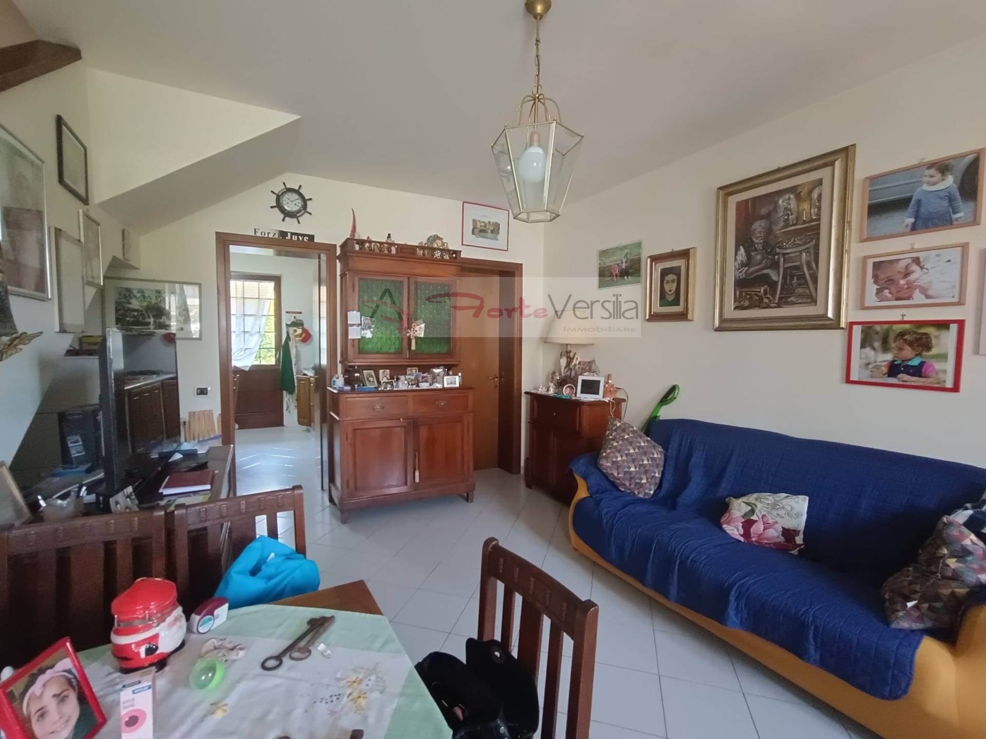 casa indipendente in vendita a Toano in zona Massa
