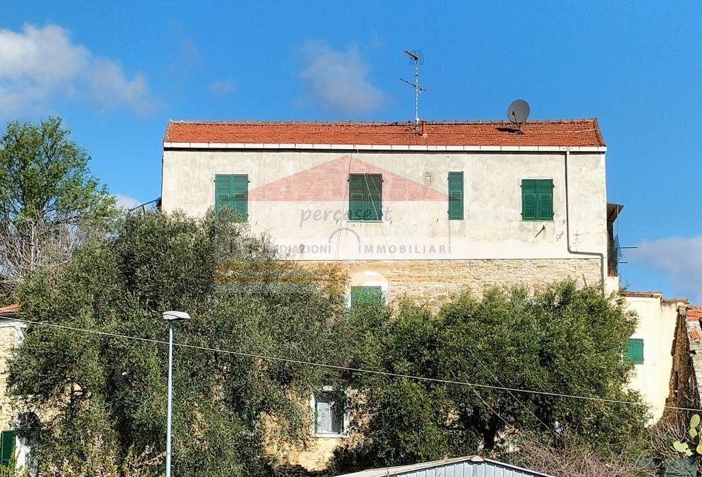 appartamento in vendita a Costarainera