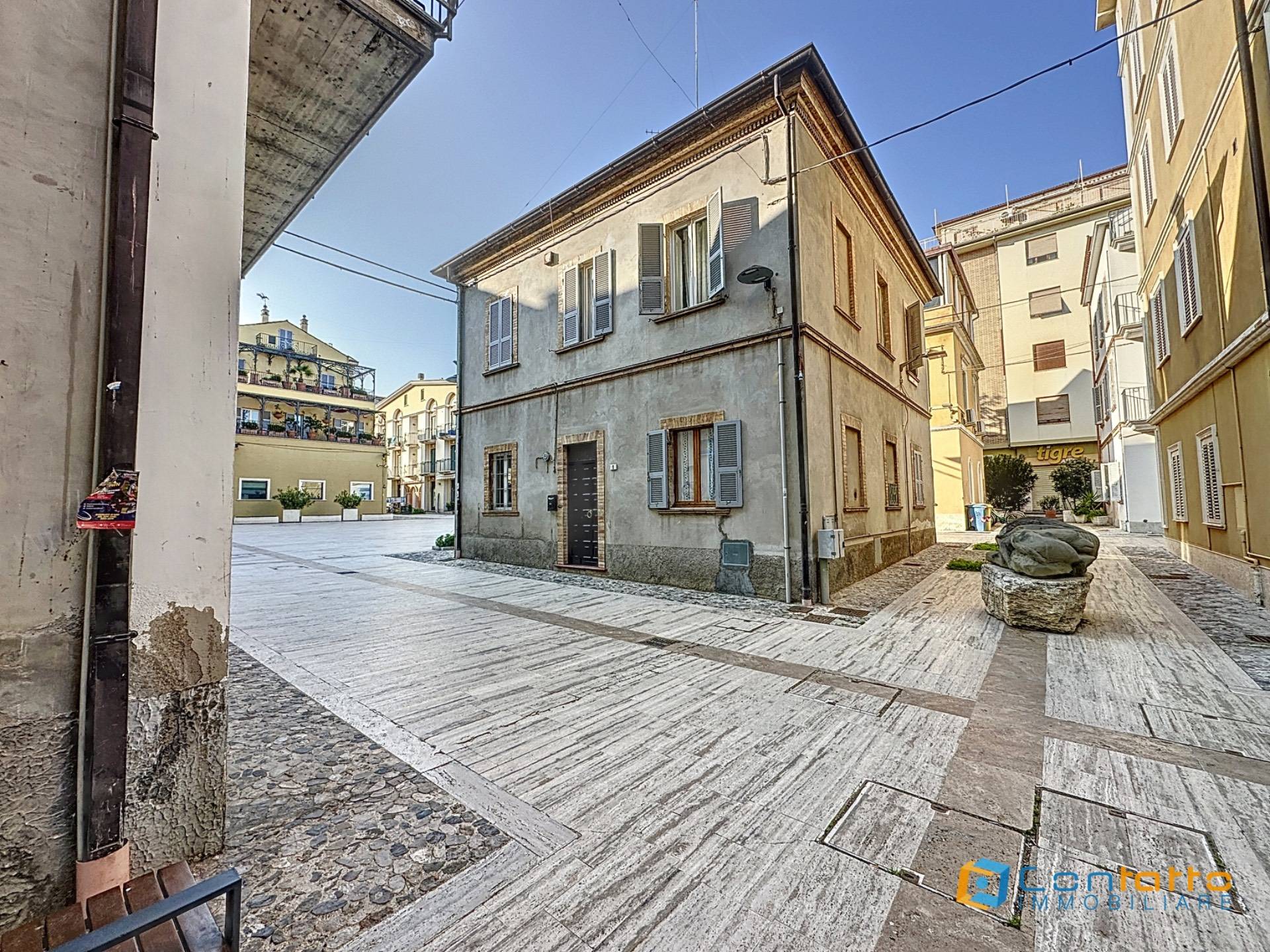 casa indipendente in vendita a Diso in zona Marittima
