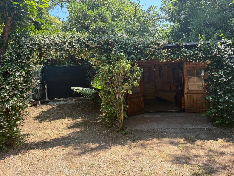 casa indipendente in vendita a Cogoleto in zona Sciarborasca