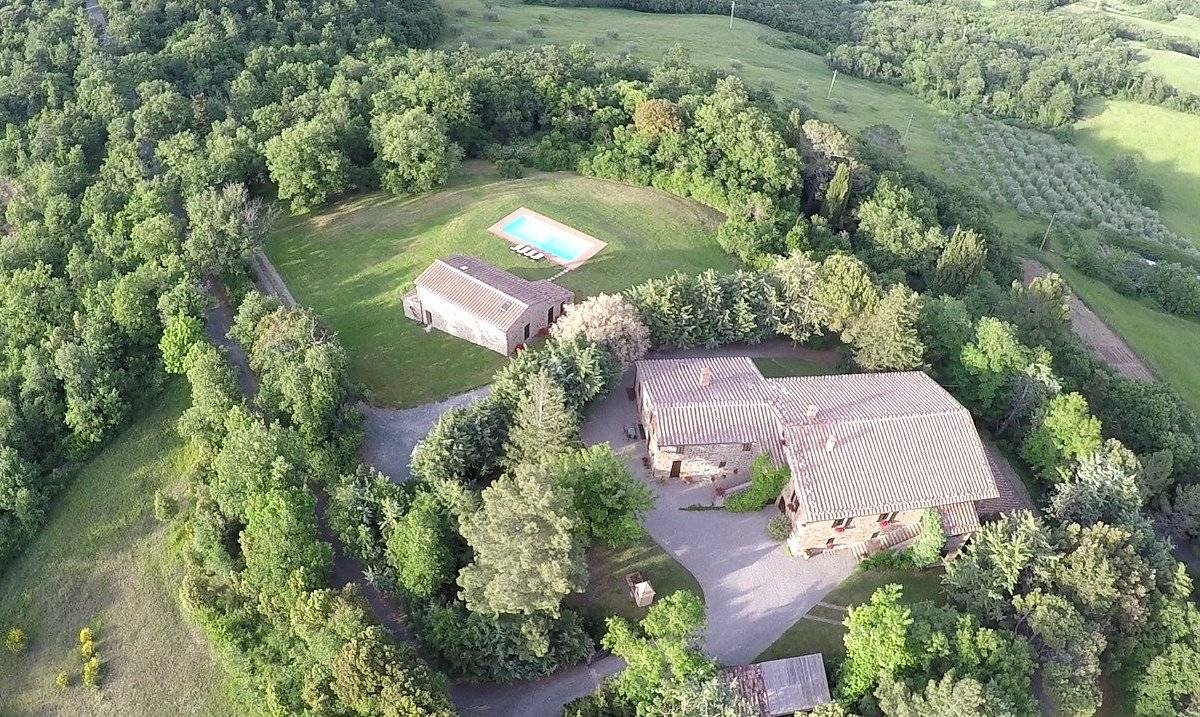casa indipendente in vendita a Pomarance in zona Montecerboli