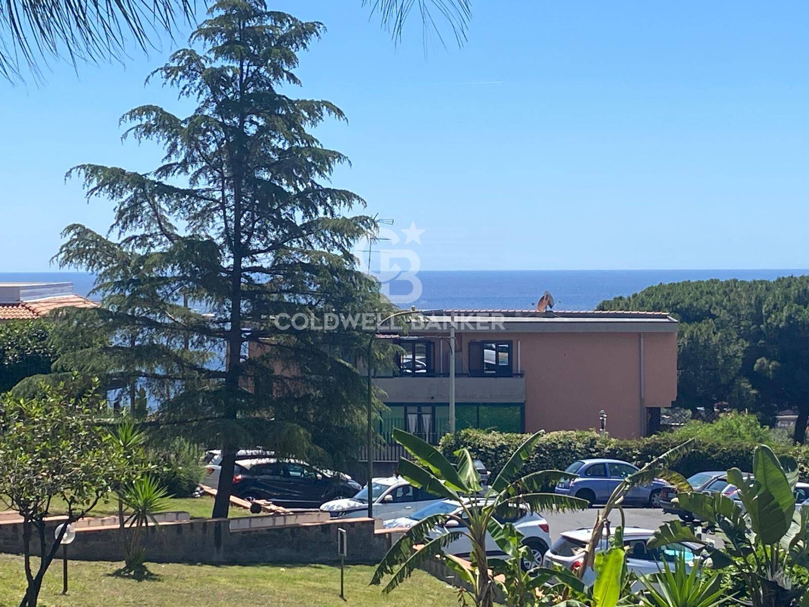 appartamento in vendita a Fiuminata in zona Castello