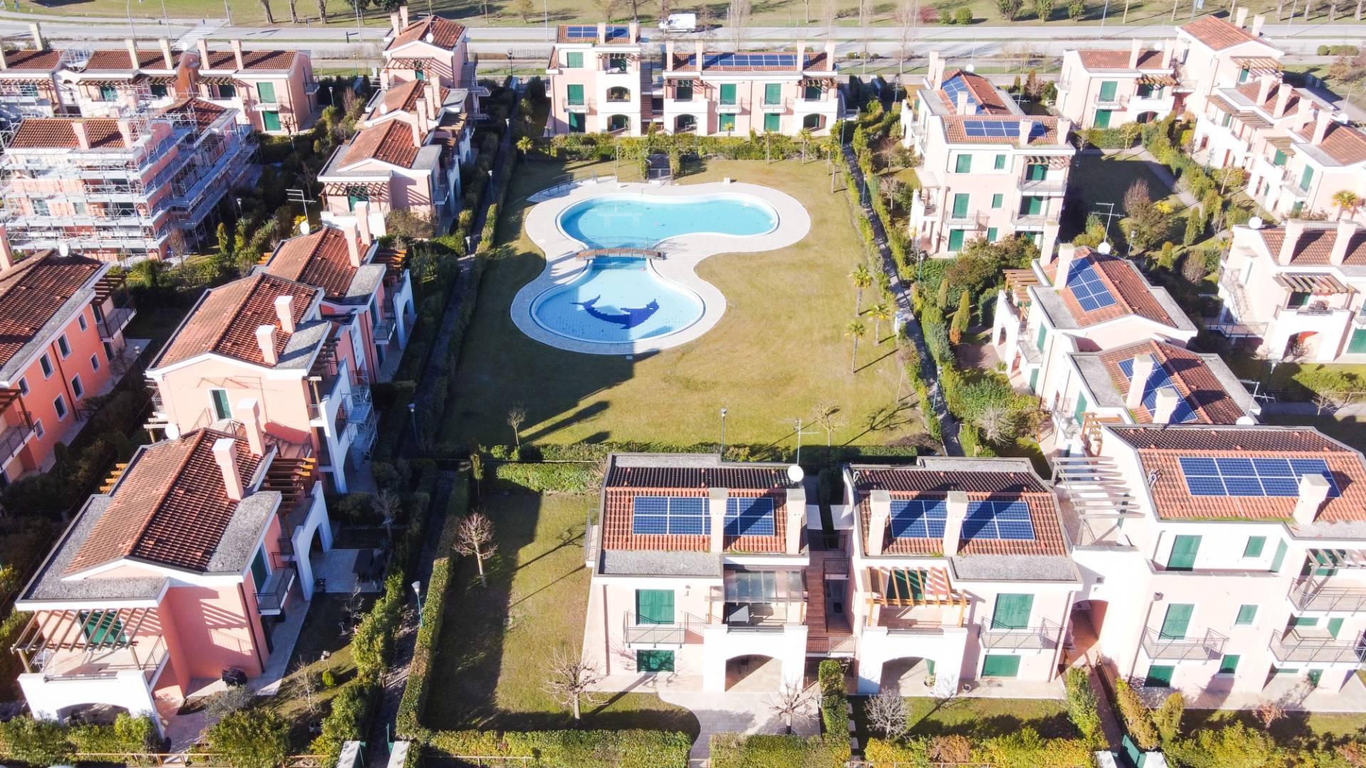 appartamento in vendita a Lonato del Garda in zona Lido