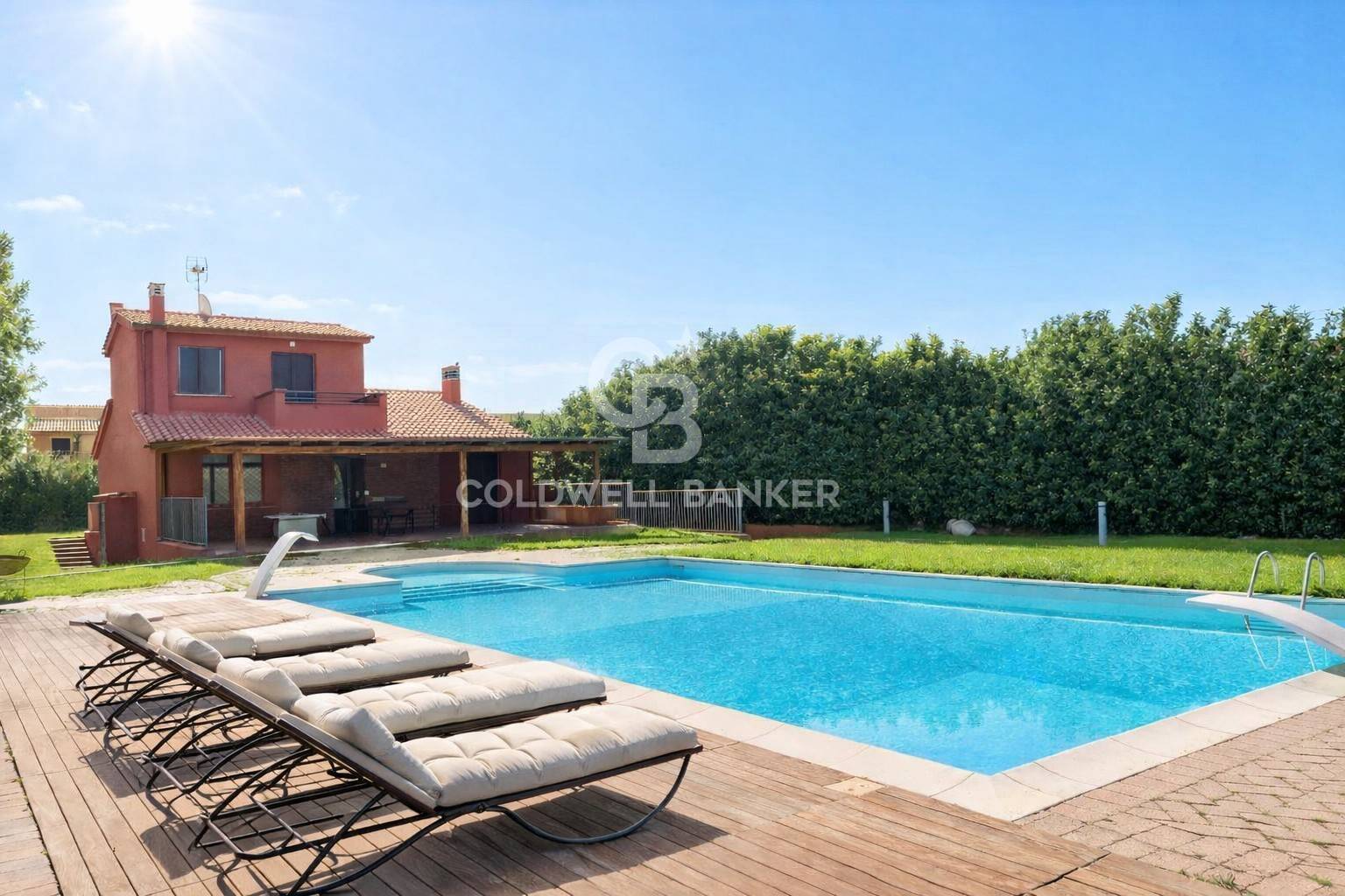 casa indipendente in vendita a Castro(LE)