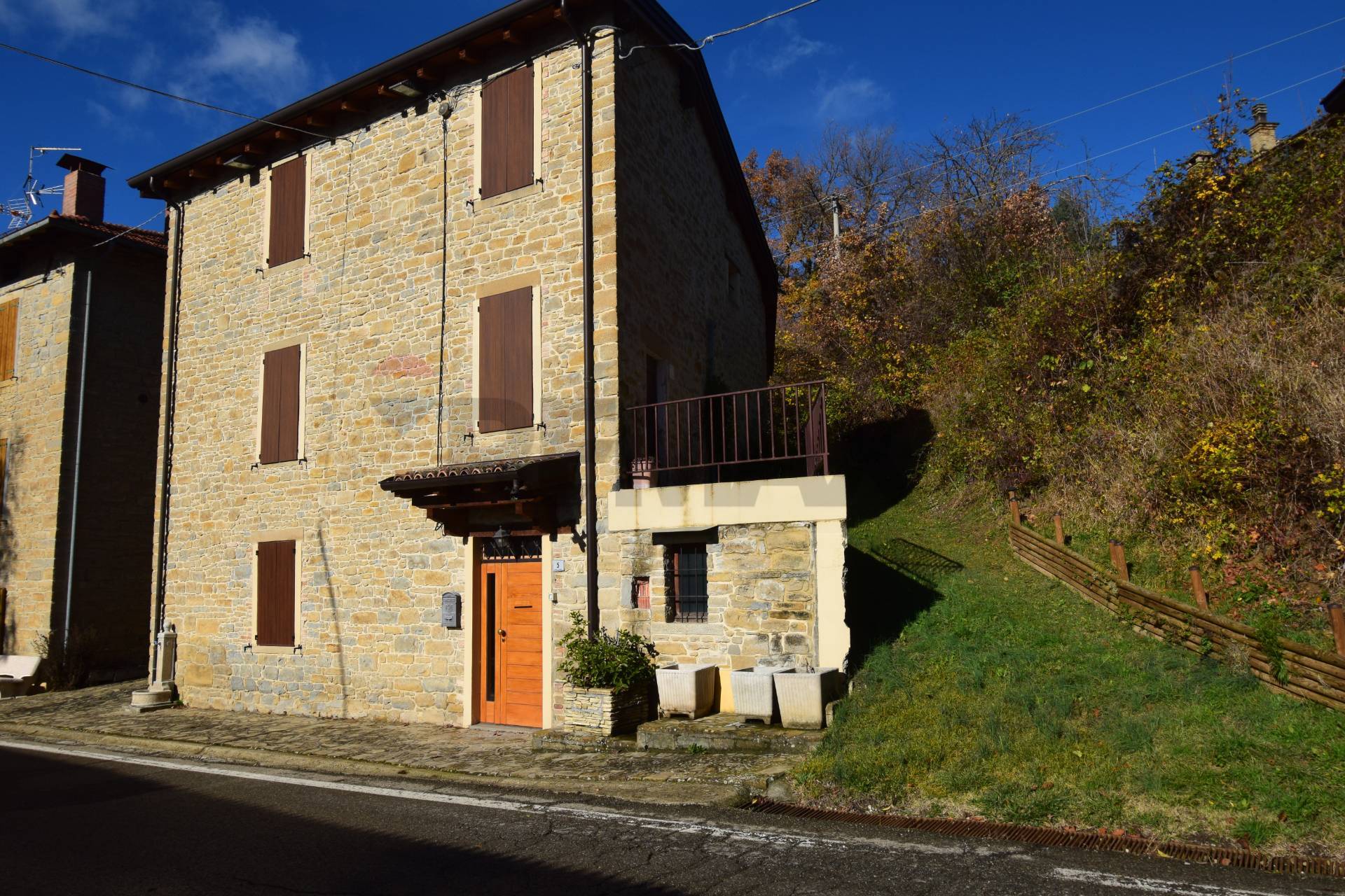 casa indipendente in vendita a Neviano