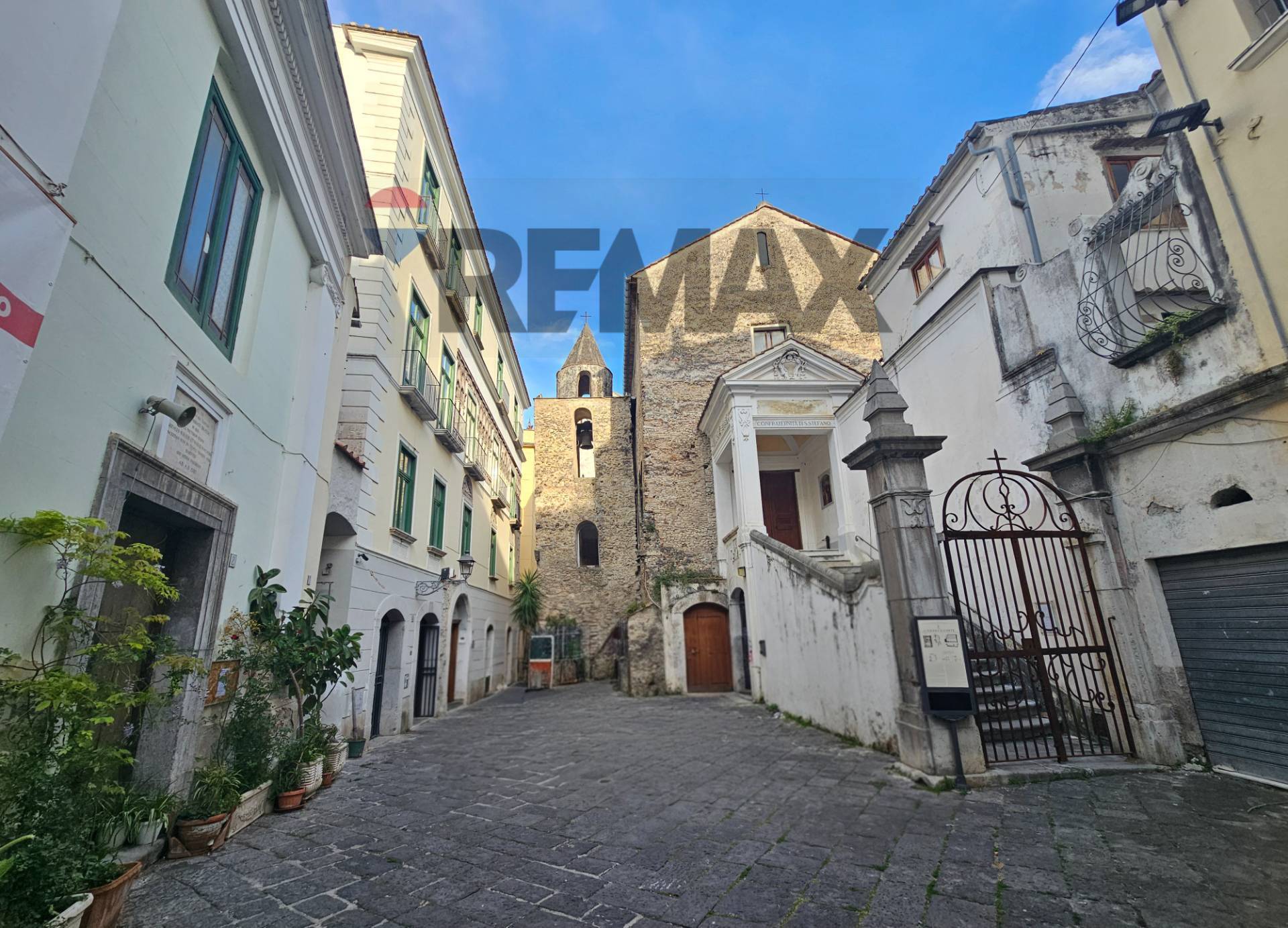 appartamento in vendita a Salerno in zona Centro Città