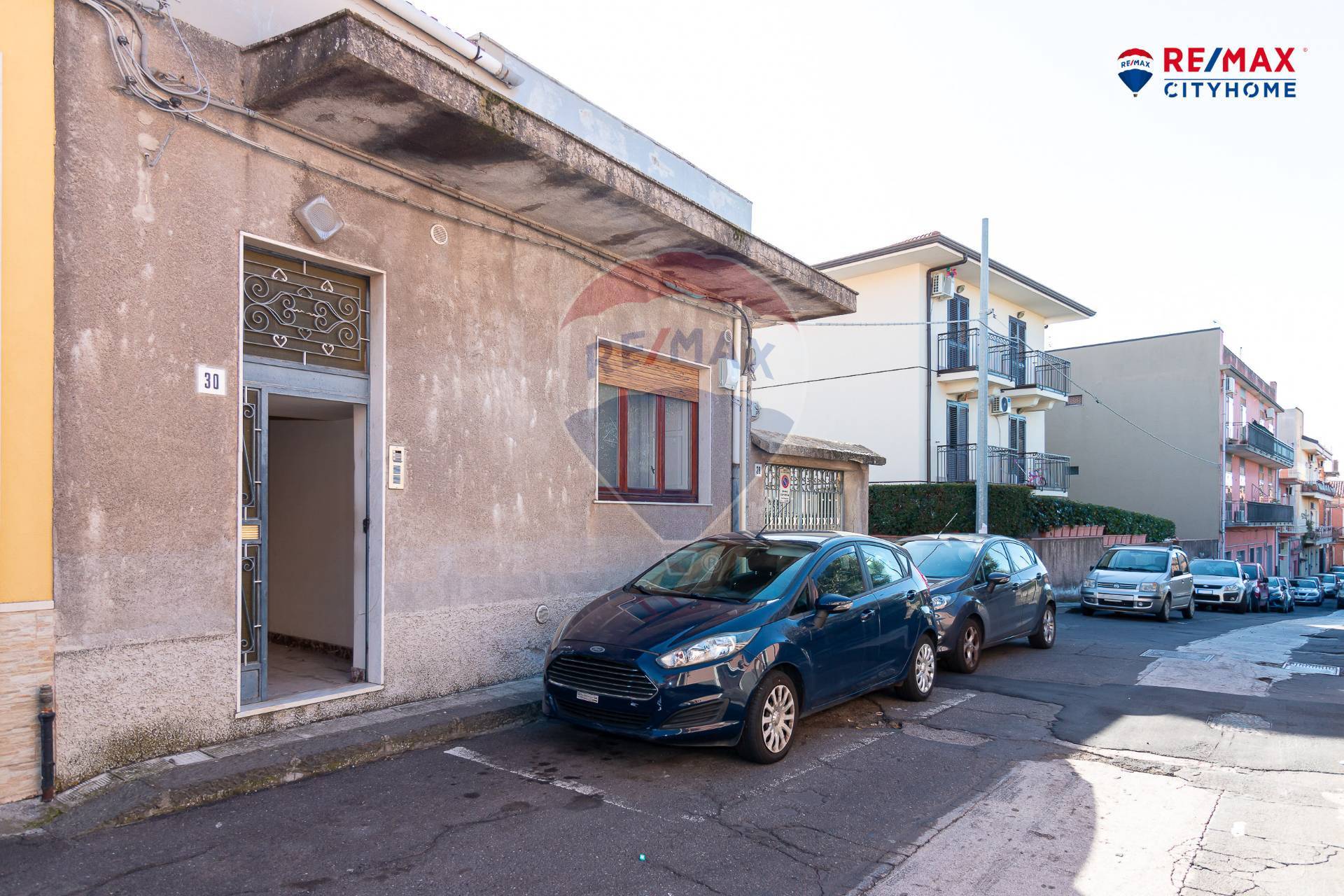 casa indipendente in vendita a Desenzano del Garda in zona San Pietro
