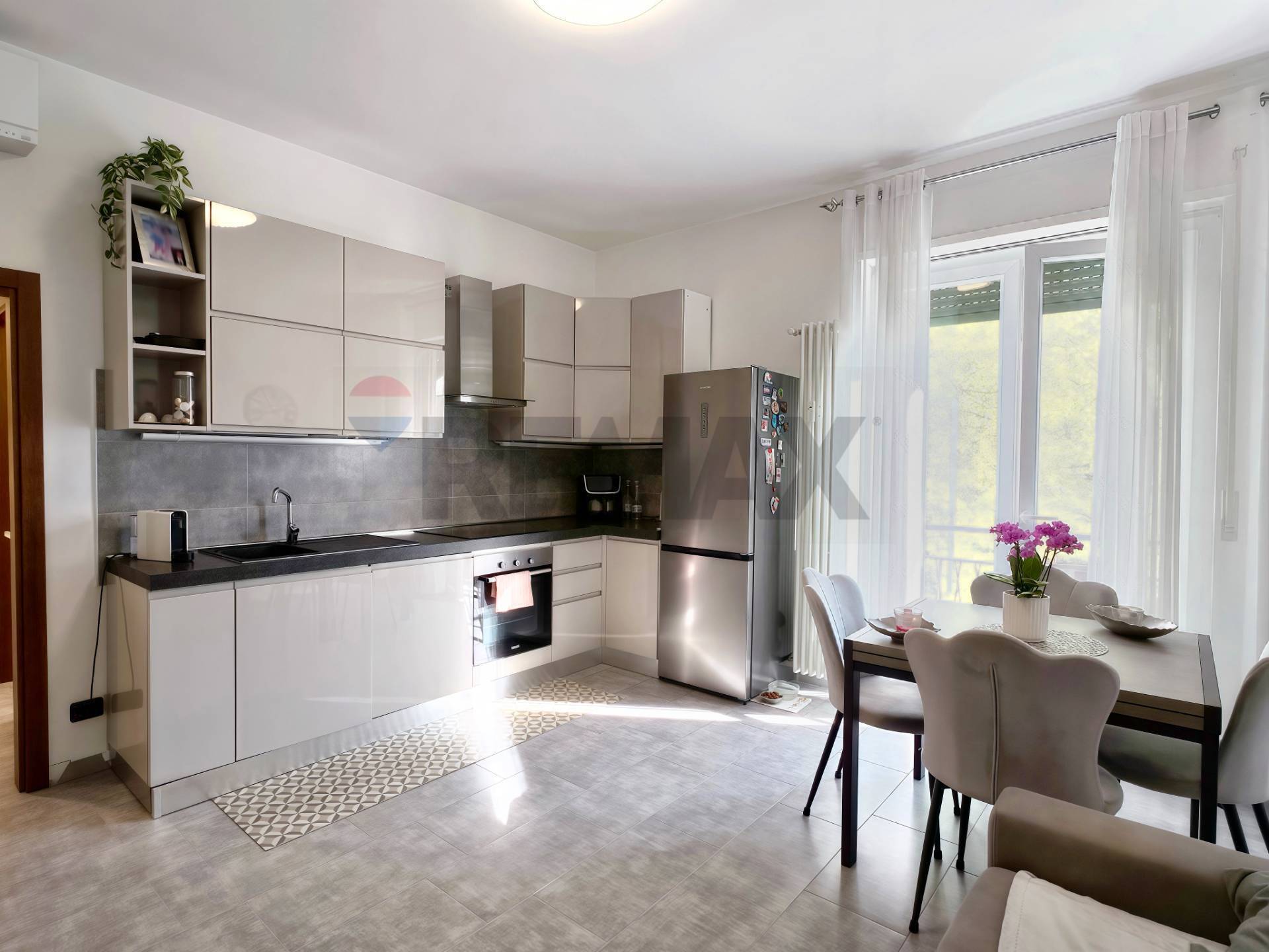 appartamento in vendita a Milano in zona Comasina