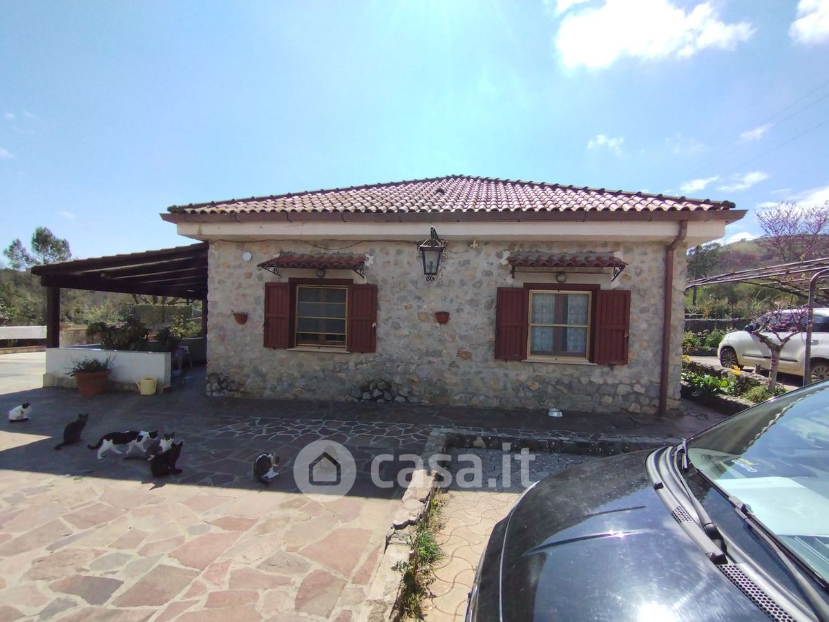 casa indipendente in vendita ad Itri
