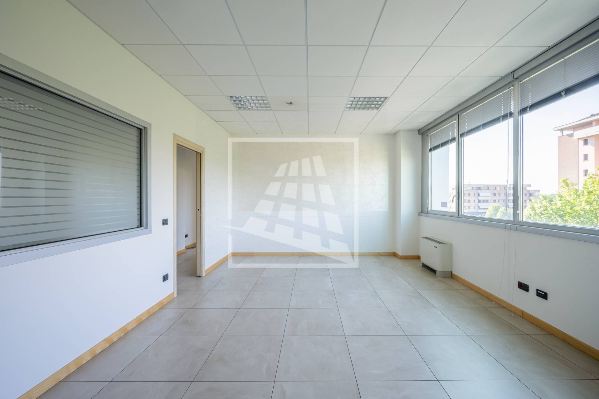 ufficio in affitto a Reggio nell'Emilia in zona Mancasale