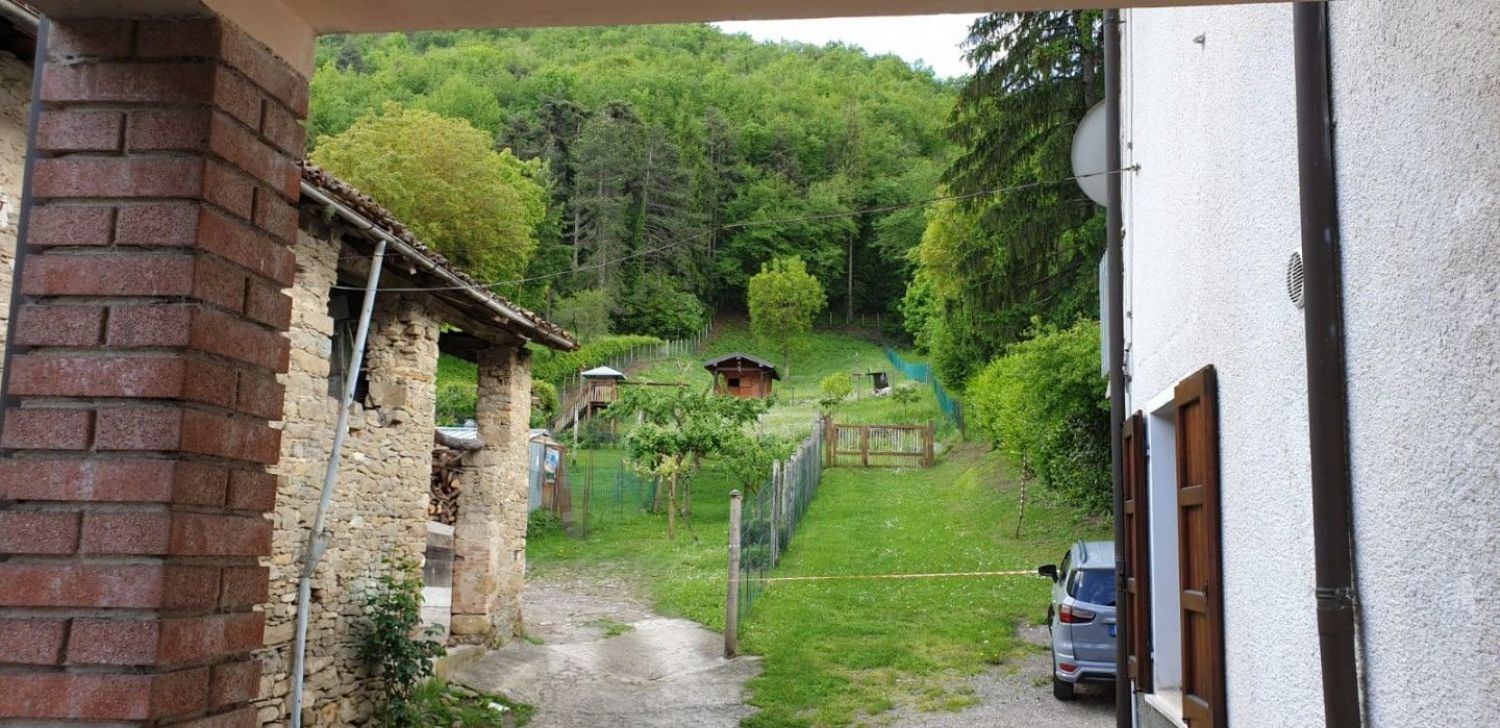 casa indipendente in vendita a Carpineti