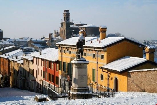 negozio in vendita a Castiglione delle Stiviere